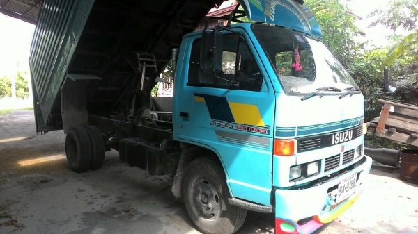 ขาย isuzu ดั้มเกษตร พร้อมใช้งาน