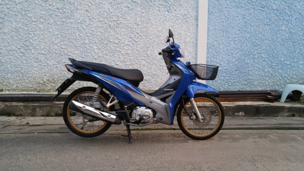 Wave110i สตาร์ดมือ (ไมล์ขาว) รถบ้านแท้ๆ เอกสารพร้อมโอน ภาษี พรบครบถึง59