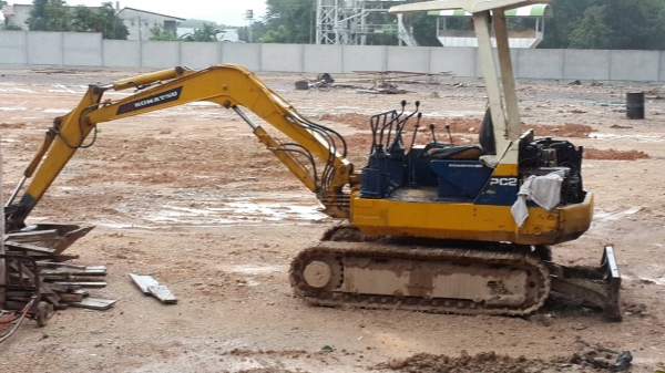 20-6 โคมัสสุ พร้อมใช้งาน