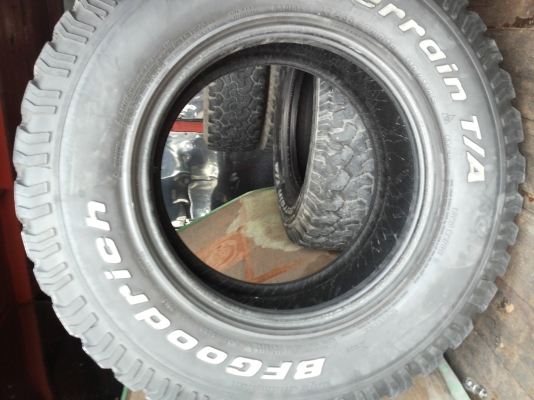 ยาง BF265 70 16 ปี11 ไม่มีปะ ไม่มีบั้ง
