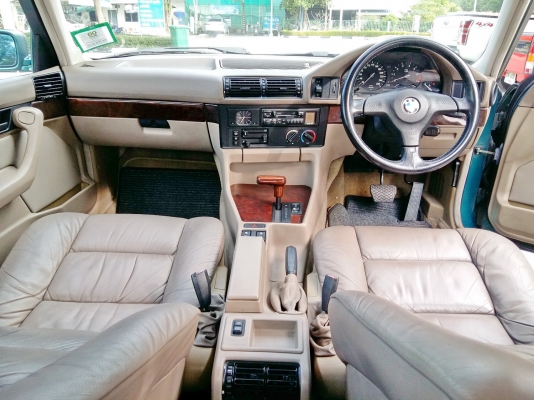 BMW 525 iA สวยมาก