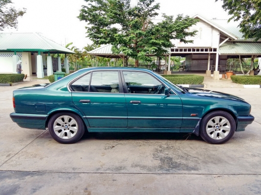 BMW 525 iA สวยมาก