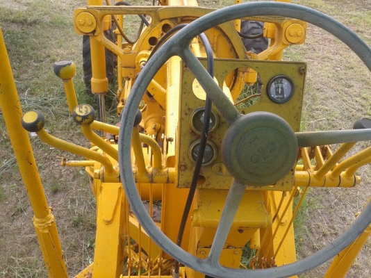 ขายรถเกรด KOMATSU สภาพพร้อมใช้งาน เอกสารสัญญาซื้อขาย ราคาต่อรองได้ครับ ขายรถเกรด KOMATSU สภาพพร้อมใช้งาน เอกสารสัญญาซื้อขาย ราคาต่อรองได้ครับ