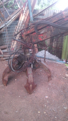 ขายเครนพับติดที่คลีบเหล็ก   ลดสุดๆๆ