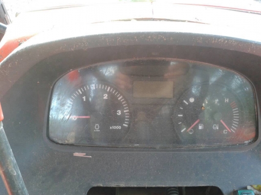 ขายรถไถ KUBOTA M7040 ปี 53 อุปกรณ์มีผานดันหน้า ผาน 6 และผาน 3 เล่มทะเบียนครบ