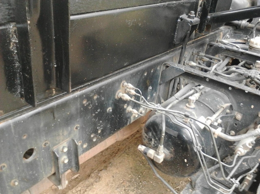 รถอีซูซุ 6 ล้อดั้ม FRR 210 แรงม้า  ปี 54.  ( รถวิ่ง 13x,xxx กม. )    สนใจติดต่อ  081 - 6079515