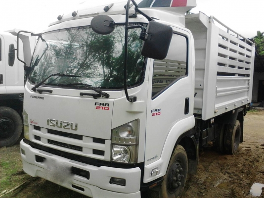 รถอีซูซุ 6 ล้อดั้ม FRR 210 แรงม้า  ปี 54.  ( รถวิ่ง 13x,xxx กม. )    สนใจติดต่อ  081 - 6079515