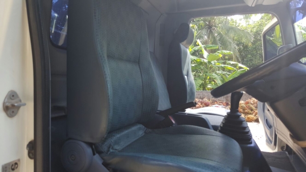 รถฮีโน่ 6 ล้อดั้ม FC9J 175 แรงม้า. ปี 52    สนใจติดต่อ  081 - 6079515