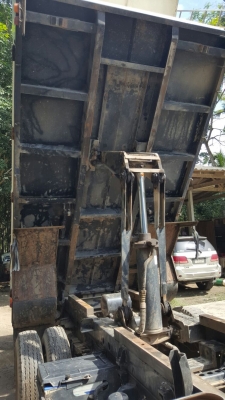 รถฮีโน่ 6 ล้อดั้ม FC9J 175 แรงม้า. ปี 52    สนใจติดต่อ  081 - 6079515