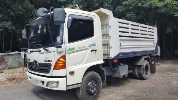 รถฮีโน่ 6 ล้อดั้ม FC9J 175 แรงม้า. ปี 52    สนใจติดต่อ  081 - 6079515