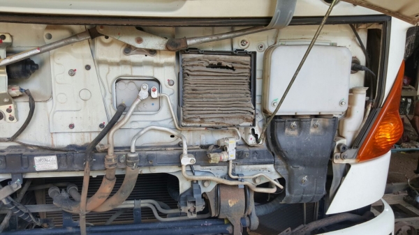 รถฮีโน่ 6 ล้อดั้ม FC9J 175 แรงม้า. ปี 52    สนใจติดต่อ  081 - 6079515