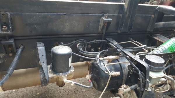 รถฮีโน่ 6 ล้อดั้ม FC9J 175 แรงม้า. ปี 52    สนใจติดต่อ  081 - 6079515