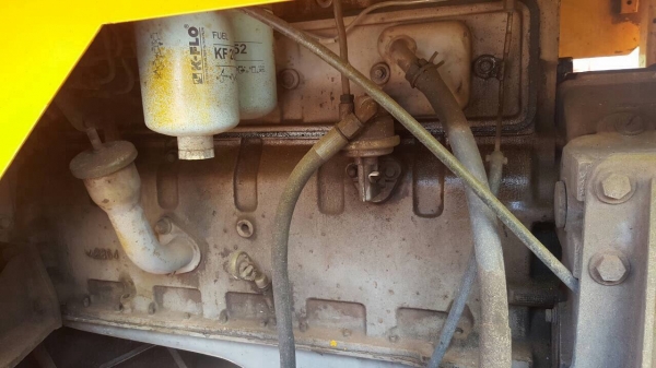 ขายรถบดสั่นสะเทือน ล้อหนาม DYNAPAC 4X4 เอกสารเล่มทะเบียนครบ ราคาต่อรองได้ ขายรถบดสั่นสะเทือน ล้อหนาม DYNAPAC 4X4 เอกสารเล่มทะเบียนครบ ราคาต่อรองได้