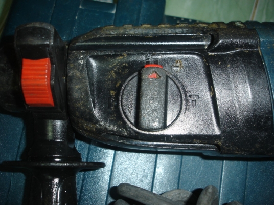 สว่านโรตารี่ 26มม. BOSCH GBH 2-26 DE (800W.) 3ระบบ