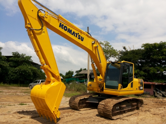 ขายKOMATSU  PC200-8MO