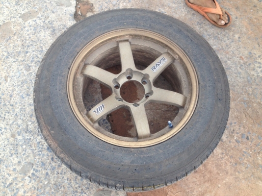 ขายล้อแม็ก TE 37 18 พร้อมยาง 265 60 18