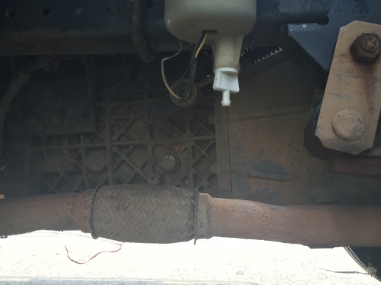 6ล้อตู้แห้ง130แรงIsuzu NKR71LY52EU5-71037181...รถปี50ห้างแท้สภาพดี....