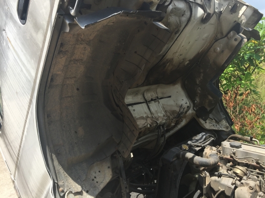 6ล้อตู้แห้ง130แรงIsuzu NKR71LY52EU5-71037181...รถปี50ห้างแท้สภาพดี....