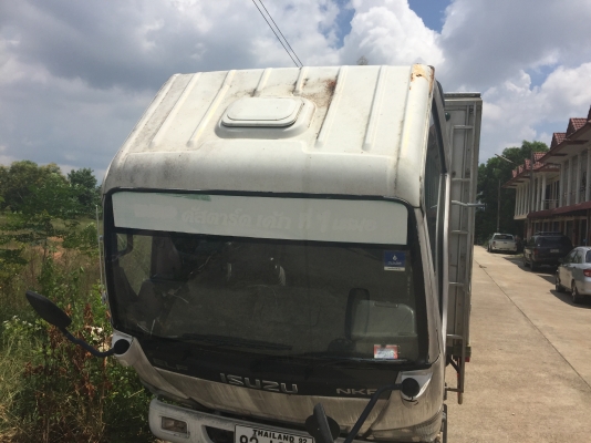 6ล้อตู้แห้ง130แรงIsuzu NKR71LY52EU5-71037181...รถปี50ห้างแท้สภาพดี....