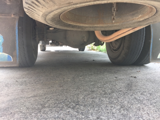 6ล้อตู้แห้ง130แรงIsuzu NKR71LY52EU5-71037181...รถปี50ห้างแท้สภาพดี....