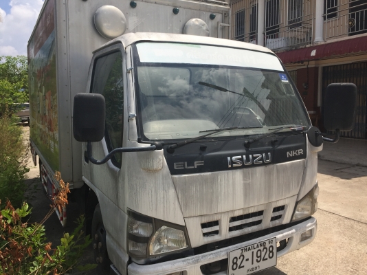 6ล้อตู้แห้ง130แรงIsuzu NKR71LY52EU5-71037181...รถปี50ห้างแท้สภาพดี....