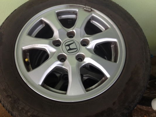 ขายล้อแม็กเดิม Honda Civic FB ขอบ15 สีสวย พร้อมยาง บริดสโตน