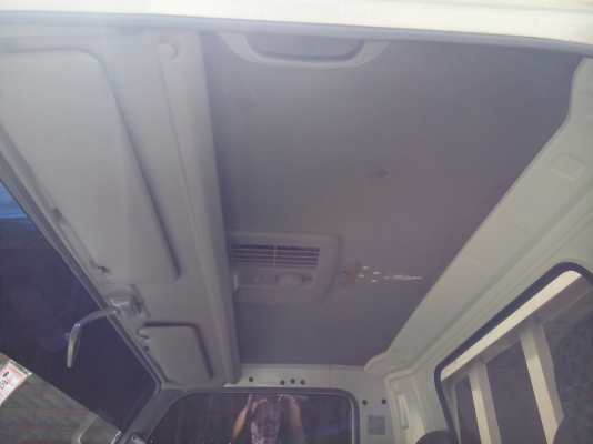 6 ล้อกลาง  *Euro.2*  ISUZU  NQR 175 แรงม้า+คอมมอนเรว *ยาว 5.50 ม.* รถสวยเดิม+พร้อมใช้งาน * รถห้างแท้ * มีเล่มพร้อมโอน *