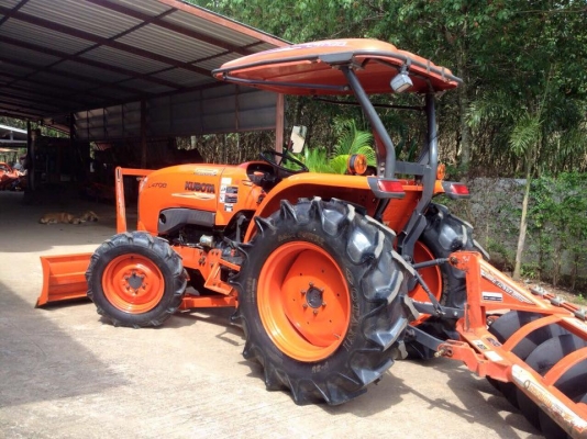 ขายรถไถ Kubota L4708(4WD) พร้อมใบมีดและผานพรวนช้างDH246 พร้อมใช้งาน