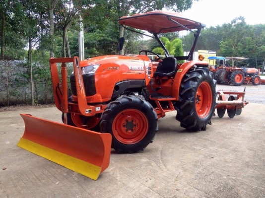 ขายรถไถ Kubota L4708(4WD) พร้อมใบมีดและผานพรวนช้างDH246 พร้อมใช้งาน
