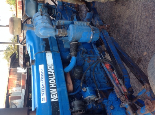 ขาย FORD 6610 อุปกร4ชิ้น มีผาน7ผาน3 ริปเปอร์ ใบดันหน้า