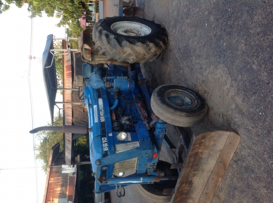 ขาย FORD 6610 อุปกร4ชิ้น มีผาน7ผาน3 ริปเปอร์ ใบดันหน้า