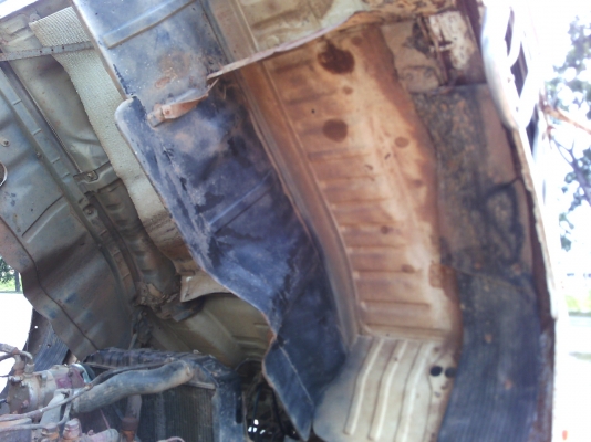 ขาย10ล้อฮีโน่FM227 220แรงม้า450000