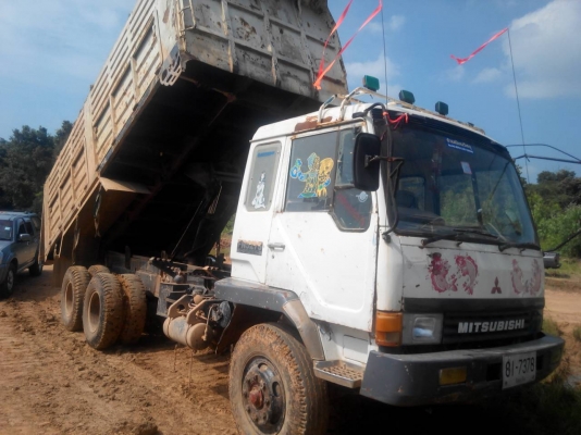 สิบล้อ มิตซูซุ ไอ้หลง FN527 TD195 ดั้ม 2เพา10สปีส ช่วงล่างเบครใหญ่ พร้อมใช้ ทะเบียนพร้อมโอน