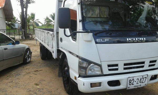 NPR130 แรงรถปี 50 รถสวยพร้อมใช้งาน เครื่องดี คัสชีงาม พร้อมคอกเหล็กต่อใหม่ ยาว 5 เมตร  เอกสารเล่มทะเบียนพร้อมโอน ราคา 650,000 ต่อรอง