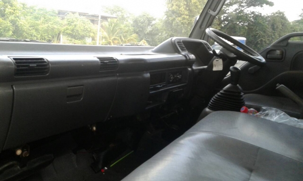 NPR130 แรงรถปี 50 รถสวยพร้อมใช้งาน เครื่องดี คัสชีงาม พร้อมคอกเหล็กต่อใหม่ ยาว 5 เมตร  เอกสารเล่มทะเบียนพร้อมโอน ราคา 650,000 ต่อรอง