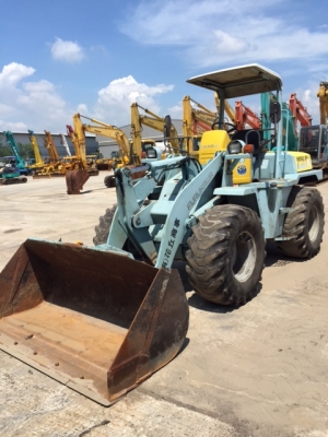 รถตัก FURUKAWA FL305 มือ 2 นำเข้าจากญี่ปุ่น เกียร์ออโต้