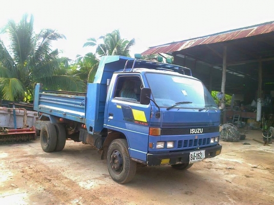 ขายดั้ม ISUZU NPR115แรง เครื่องดี แคชซีสวย สภาพพร้อมใช้งาน เอกสารพร้อมโอน สนใจโทร 090-8588220คุณนะ 093-3258446คุณบิว หรือเข้าดูสินค้าอื่นๆได้ที่ www.truck.in.th/498 หรือเพจFacebook ณรงค์ ซื้อขายรถมือสอง (เว็บไซต์ส่วนตัว) หรือFacebook ตลาดรถมือสอง คุณนะ