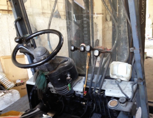 forklift Toyota 5fd50 ดีเซล เสา 5 เมตร งาคีบ/หนีบ bale camp forklift Toyota 5fd50 ดีเซล เสา 5 เมตร งาคีบ/หนีบ bale camp