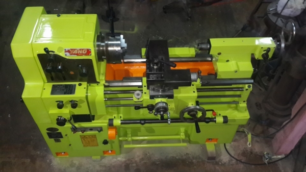 ขายครับขาย เครื่องกลึง yang ขนาด 4.5 ฟุต (400×550) สภาพดีมาก เก่านอก ใช้น้อย ไม่มีแมวผสมในเนื้อสี ปรับสภาพใหม่ พร้อมใช้ ราคาขออนุญาติแจ้งทางโทรศัพท์เท่านั้นครับ 0814583376 เอก ปทุม ขายครับขาย เครื่องกลึง yang ขนาด 4.5 ฟุต (400×550) สภาพดีมาก เก่านอก ใช้น้อย ไม่มีแมวผสมในเนื้อสี ปรับสภาพใหม่ พร้อมใช้ ราคาขออนุญาติแจ้งทางโทรศัพท์เท่านั้นครับ 0814583376 เอก ปทุม