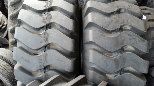 ขายยางรถตัก 26.5-25 โอตานิลบตราปี 14