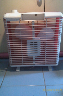 พัดลม aigo ตัวเล็กกระทัดรัด พัดลม aigo ตัวเล็กกระทัดรัด