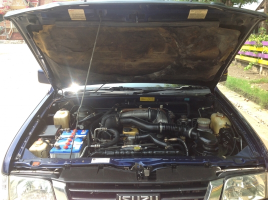 Advanger เครื่องดีเซล2,800cc เกียAUTOก.ไฟฟ้า ซ.ล็อค พ.พาวเวอร์ มีแอร์หลัง