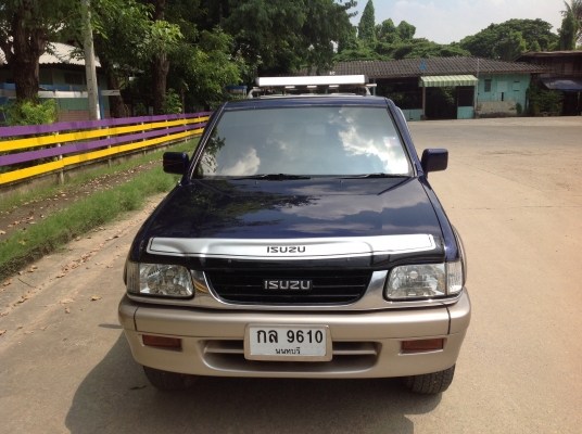 Advanger เครื่องดีเซล2,800cc เกียAUTOก.ไฟฟ้า ซ.ล็อค พ.พาวเวอร์ มีแอร์หลัง