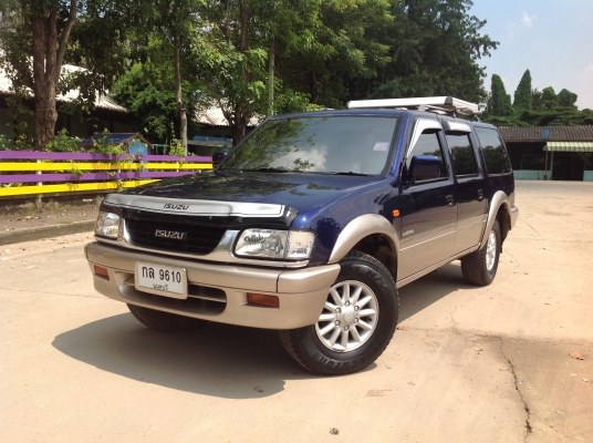 Advanger เครื่องดีเซล2,800cc เกียAUTOก.ไฟฟ้า ซ.ล็อค พ.พาวเวอร์ มีแอร์หลัง