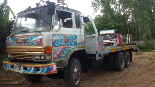 ขาย10ล้อท้ายลาดHINO บรรทุก2เพลา ท้ายใหญ่เหล็กบรีม เครื่องดี แชชซีสวย เอกสารพร้อมโอน ดูรถที่อ.ประทาย จ.นครราชสีมา ราคา600000บาทครับ โทร0857698049-0887115178ครับ