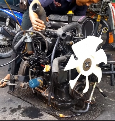 เครื่องยนต์ Yanmar 3TN84 สภาพสวย ดีงามมาก