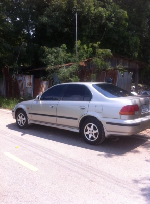 รถสวยพร้อมใช้งาน