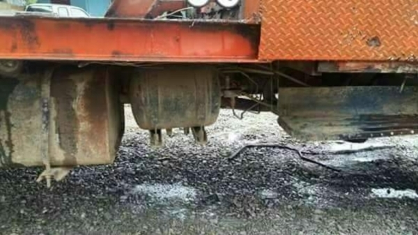 /// 10ล้อเทนเลอร์ ISUZU-195 เพลาเดียวขนรถเกี่ยวข้าว **ขายรถเทนเลอร์ ISUZU TX-195 แรง 10ล้อ1เพลาท้ายลาด ขน-ย้ายรถเกี่ยวข้าว/แบคโฮ PC120 สภาพดี พร้อมใช้งาน ราคาเบาๆ ISUZU TX หัวยาว วางเครื่อง 6HE1-195HP ลงเล่ม เครื่องแห้ง แน่น แรงดีครับ เกียร์เด /// 10ล้อเทนเลอร์ ISUZU-195 เพลาเดียวขนรถเกี่ยวข้าว **ขายรถเทนเลอร์ ISUZU TX-195 แรง 10ล้อ1เพลาท้ายลาด ขน-ย้ายรถเกี่ยวข้าว/แบคโฮ PC120 สภาพดี พร้อมใช้งาน ราคาเบาๆ ISUZU TX หัวยาว วางเครื่อง 6HE1-195HP ลงเล่ม เครื่องแห้ง แน่น แรงดีครับ เกียร์เด