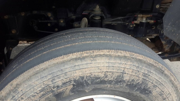 รถอีซูซุ 10 ล้อดั้ม FXZ 360 แรงม้า. ปี 54  ( รถวิ่ง 2xx,xxx กม. )    สนใจติดต่อ   081 - 6079515