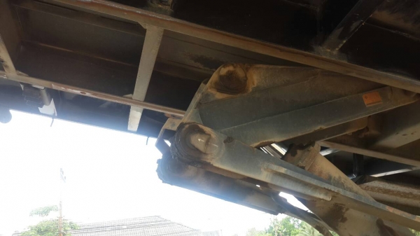 รถอีซูซุ 10 ล้อดั้ม FXZ 360 แรงม้า. ปี 54  ( รถวิ่ง 2xx,xxx กม. )    สนใจติดต่อ   081 - 6079515